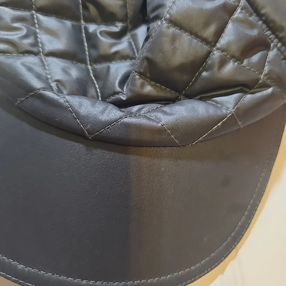 lululemon athletica Black Quilted Hat - Picture 7 of 8